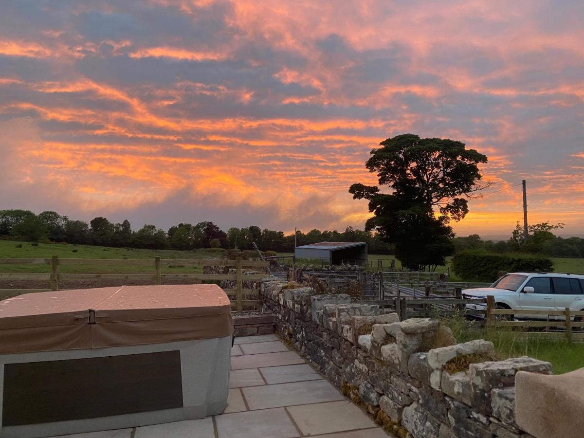 Rattlebeck Farm Cottage And Hot Tub Pet Friendly Welton  Exteriör bild