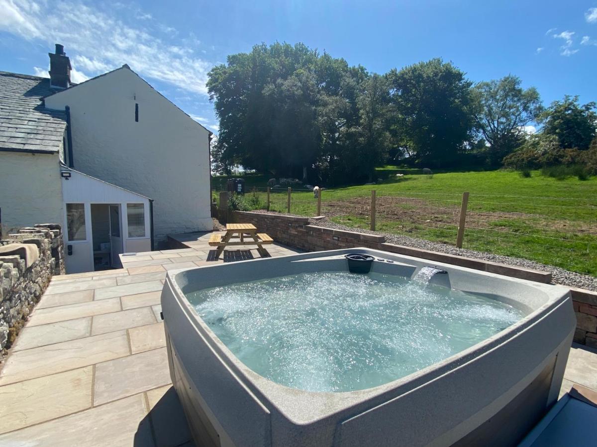 Rattlebeck Farm Cottage And Hot Tub Pet Friendly Welton  Exteriör bild